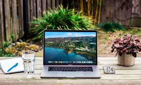 How to Stay Productive While Traveling