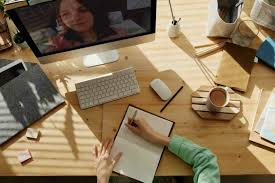 Career Upskilling Through E-Learning Platforms for Professionals